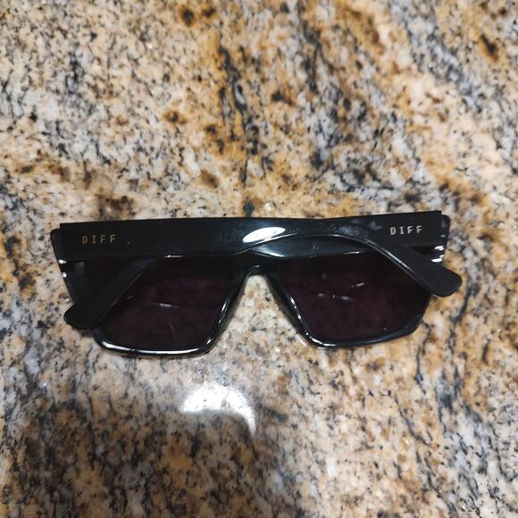 Diff Sunglasses Let's Make A Difference Cateye Retro Style - Picture 10 of 14